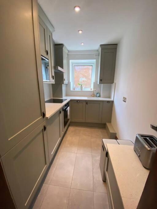 2 Double Bedroom Charming Chelsea Apartment Londen Buitenkant foto